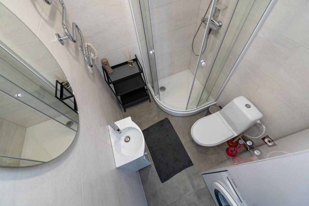 Central 2 Bd Apartment By Hostlovers Каунас Экстерьер фото