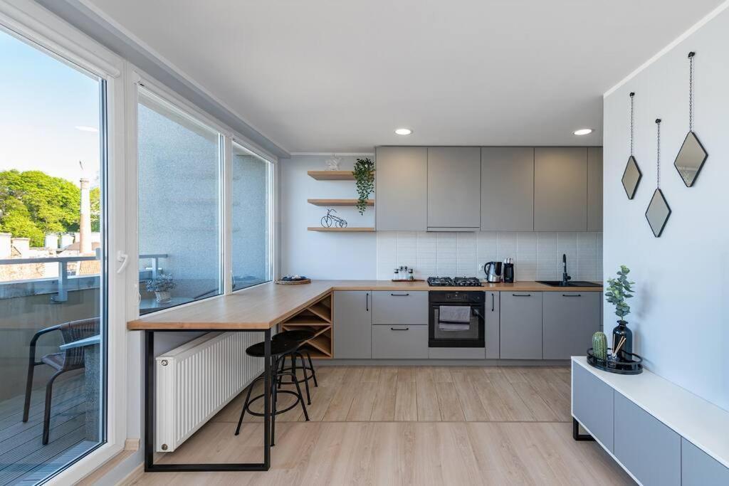 Central 2 Bd Apartment By Hostlovers Каунас Экстерьер фото